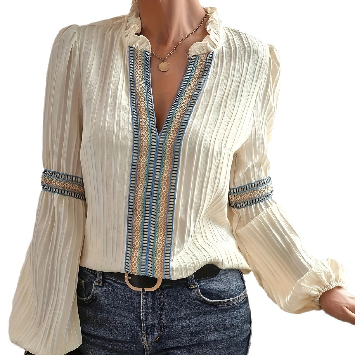 Chemise unie en dentelle avec col en V